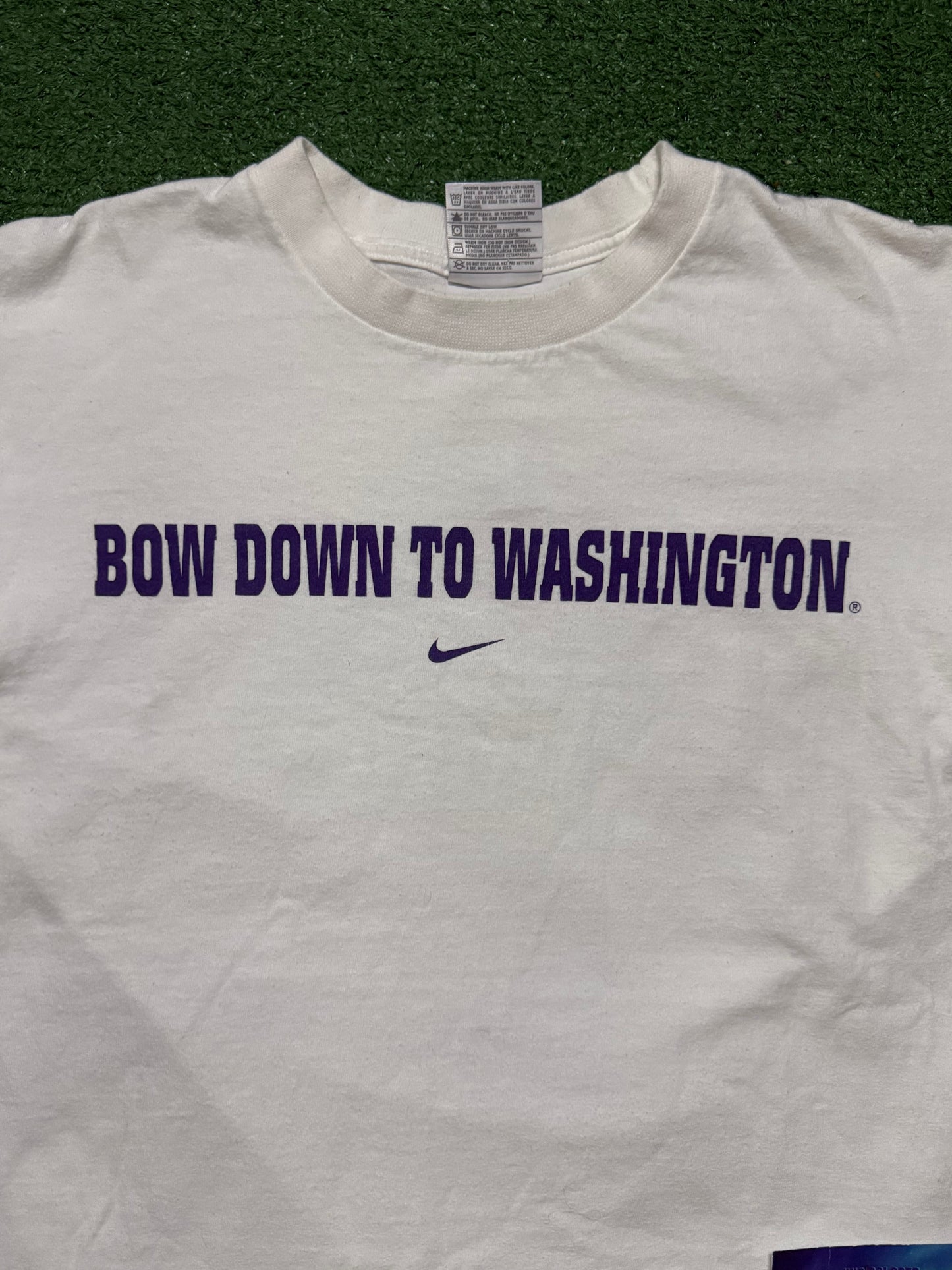 Vintage Washington Huskies Nike Center Swoosh Shirt