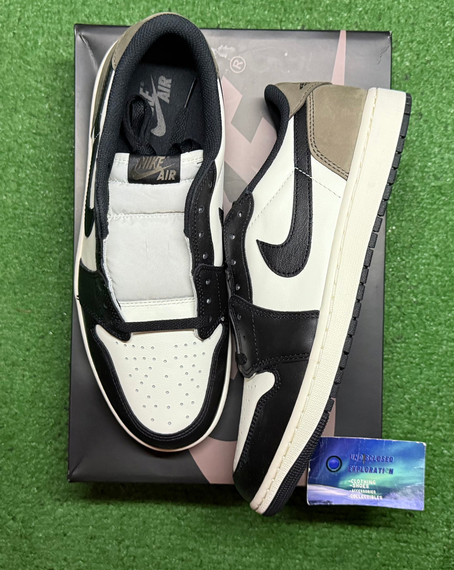 Jordan 1 Low Mocha