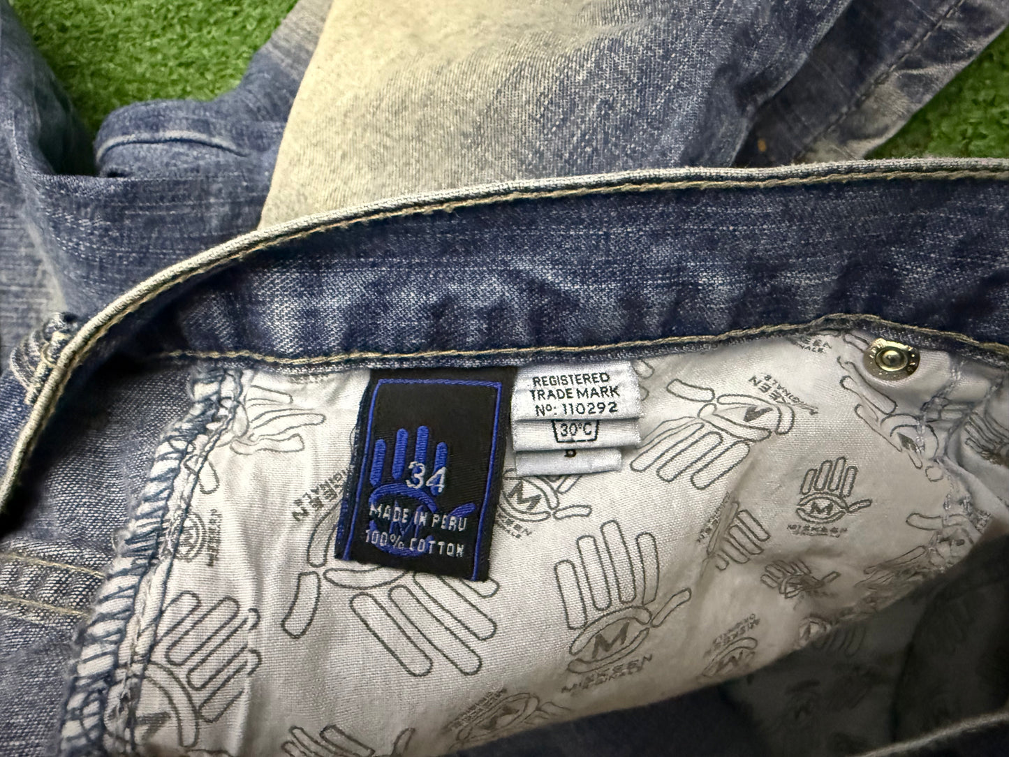 Vintage Y2K Miskeen Jorts