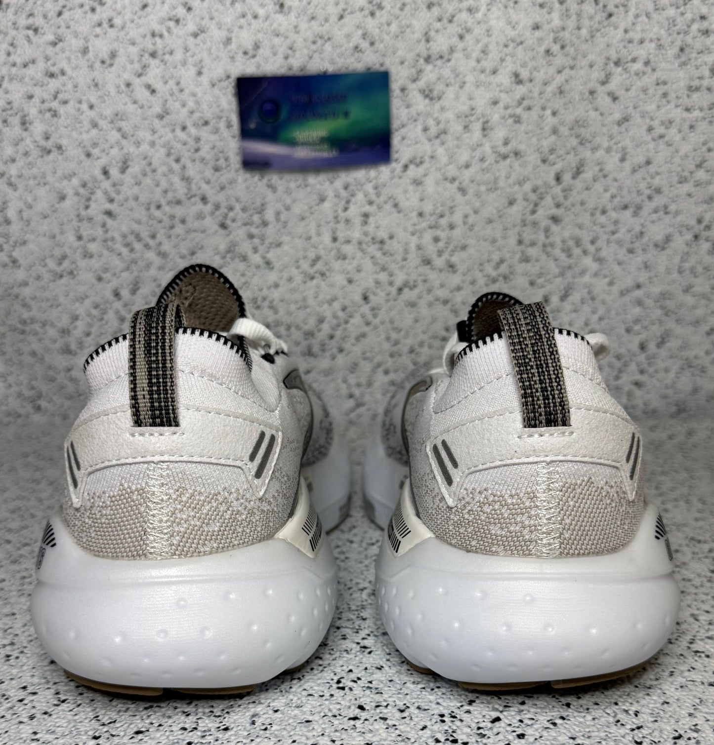 Brooks Glycerin Stealthfit GTS 21 White Grey Black
