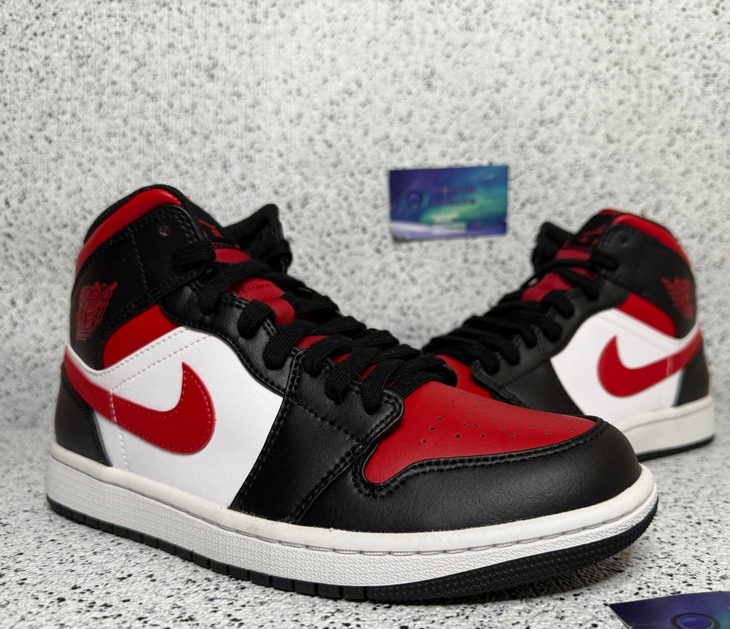 Jordan 1 Mid Bred Toe
