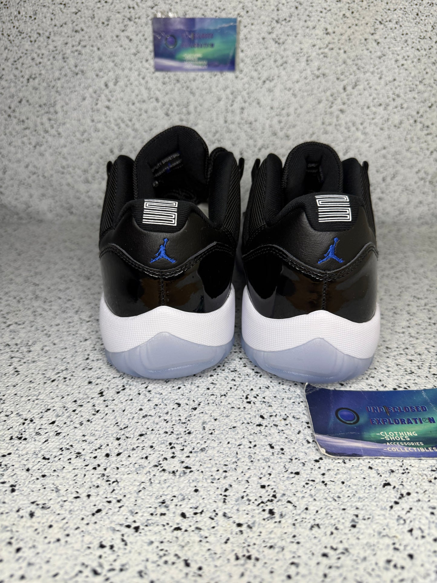 Jordan 11 Low Space Jam