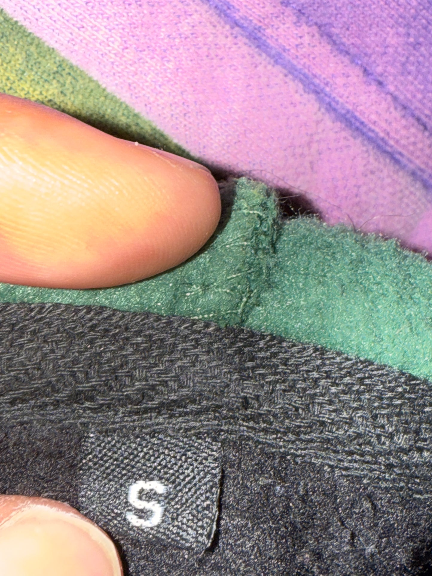 GV Gallery Raspberry Hills 3 Zip Hoodie