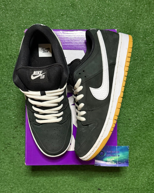 Nike Dunk SB Low Black Gum 10.5 Men/12 Women “Preowned”