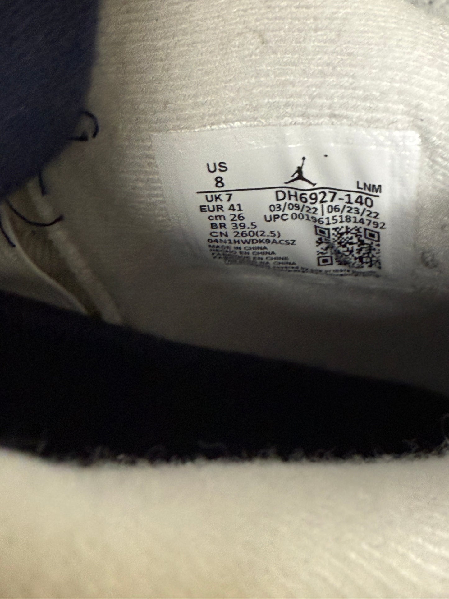 Jordan 4 Midnight Navy 8 Men/9.5 Women “Preowned”