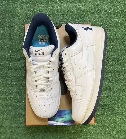 Nike Force 1 low concrete boys size 11men/12.5women