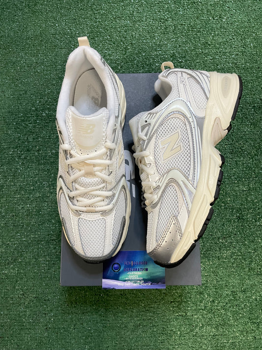 New Balance 530 linen