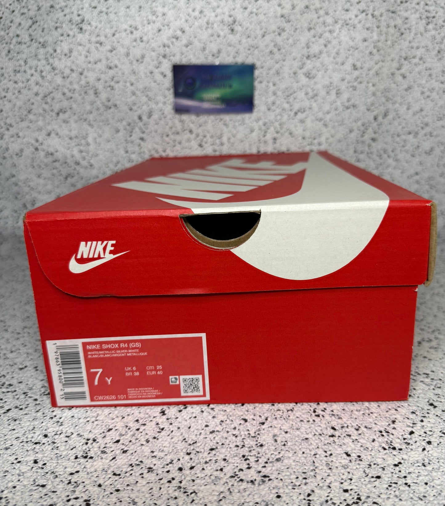 Nike Shox R4 White Bright Crimson