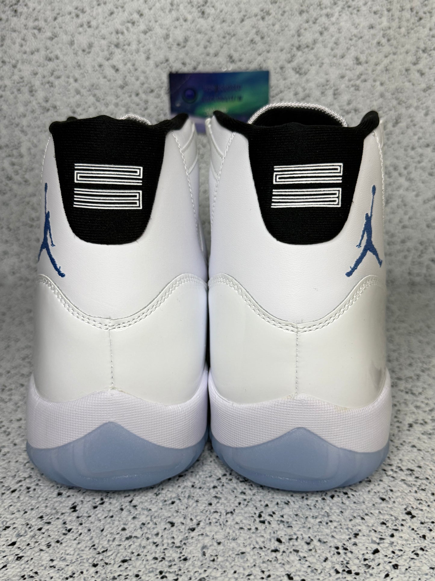Jordan 11 Legend Blue