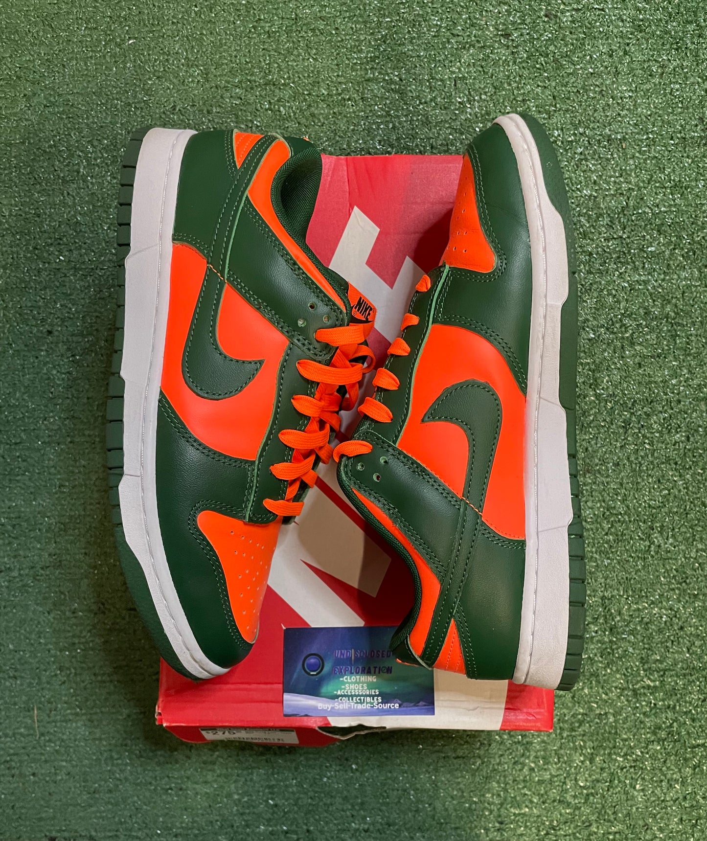 Nike Dunk Low hurricane size 9.5men/11women