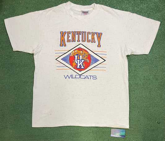 Vintage 1992 University of Kentucky Wildcats basketball tee