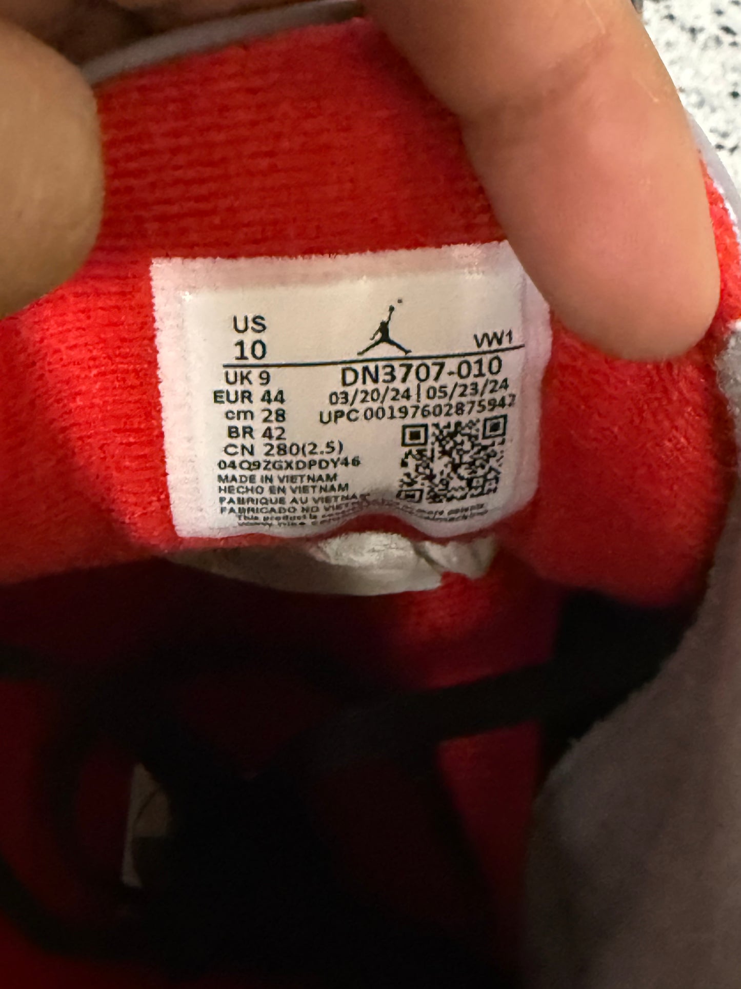 Jordan 3 Black Cement