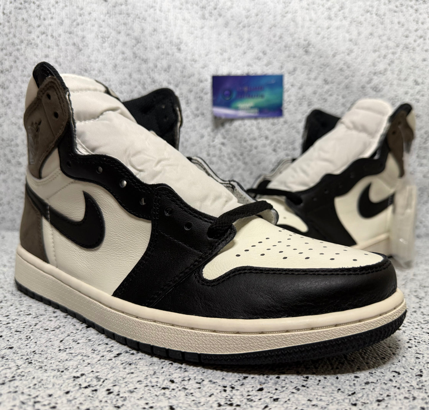 Jordan 1 Mocha