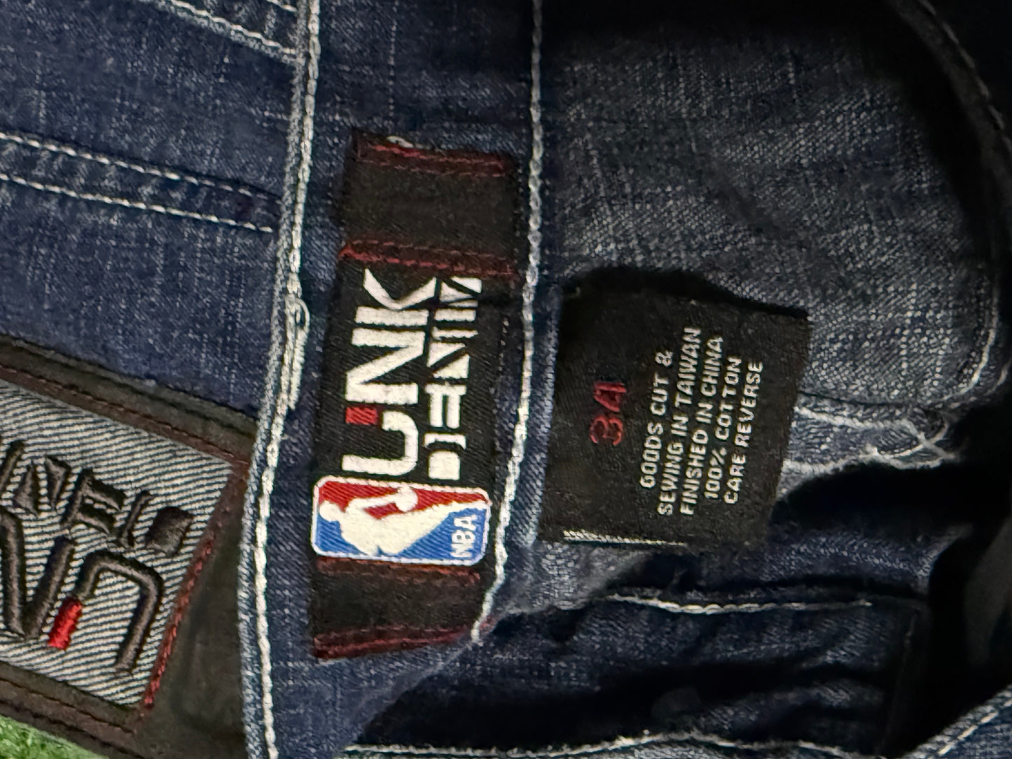 Vintage NBA Yao Ming Rockets Jeans UNK