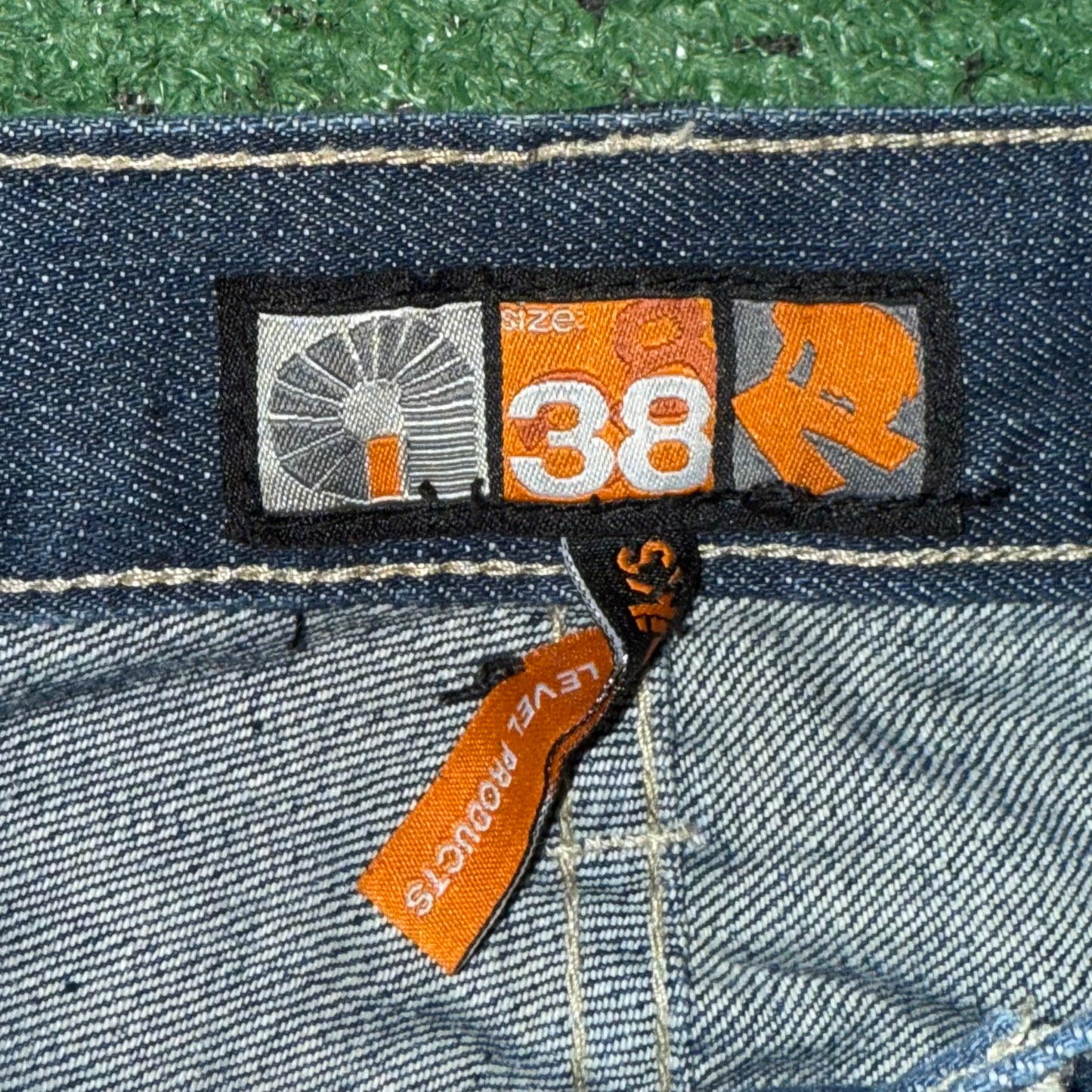 Vintage Akademiks Jorts