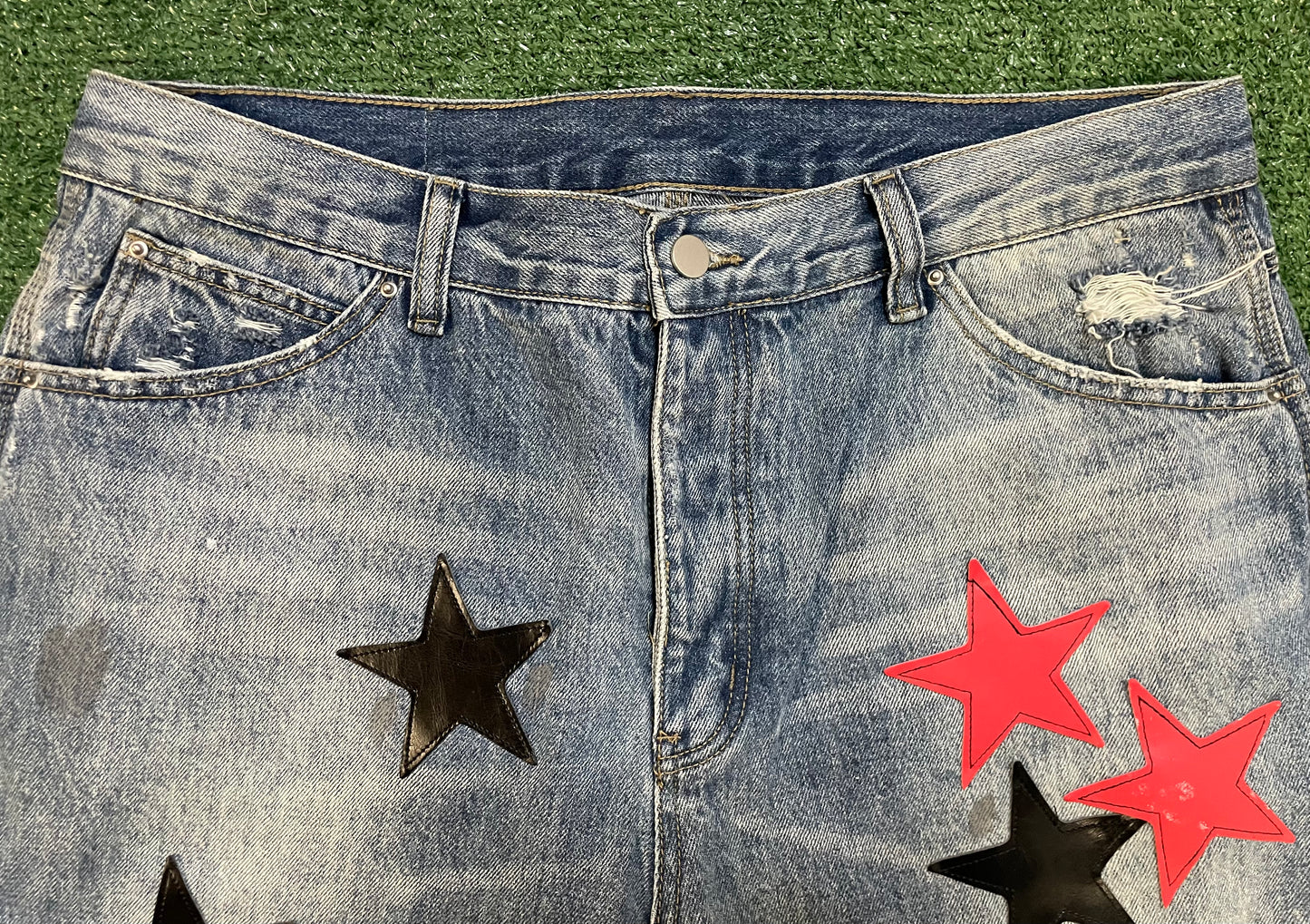 Mnml star black and red jeans