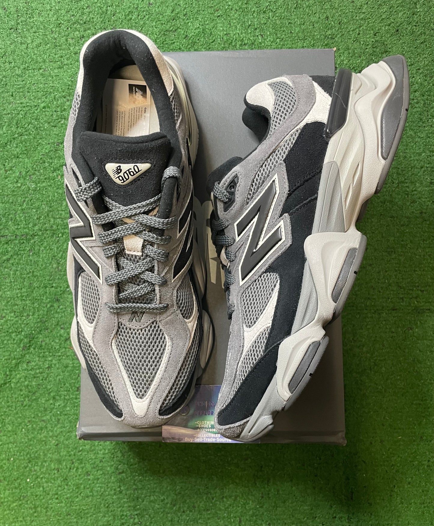 New Balance 9060 black castlerock