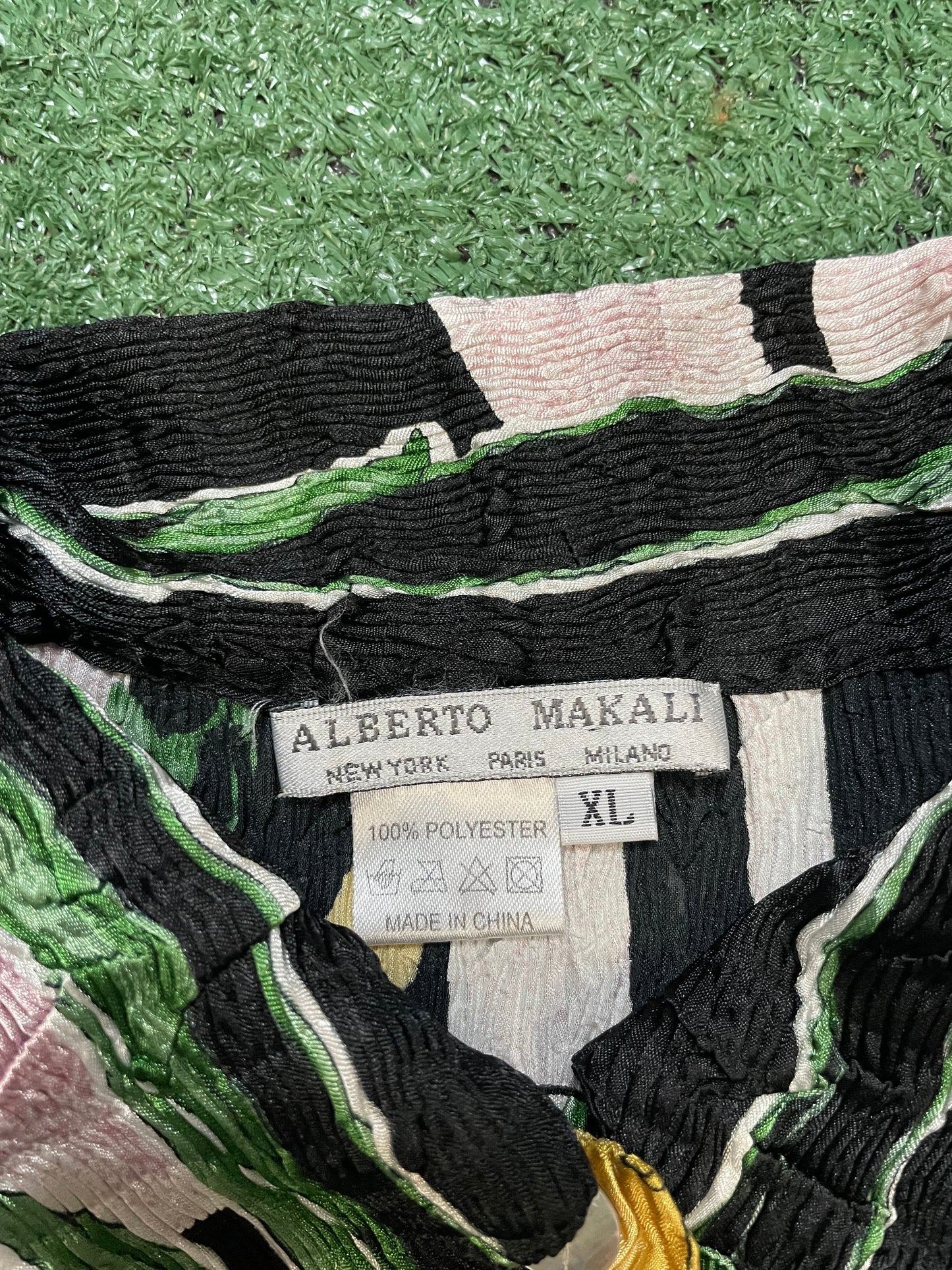 vintage 1990s Alberto Makali plissé button-up blouse