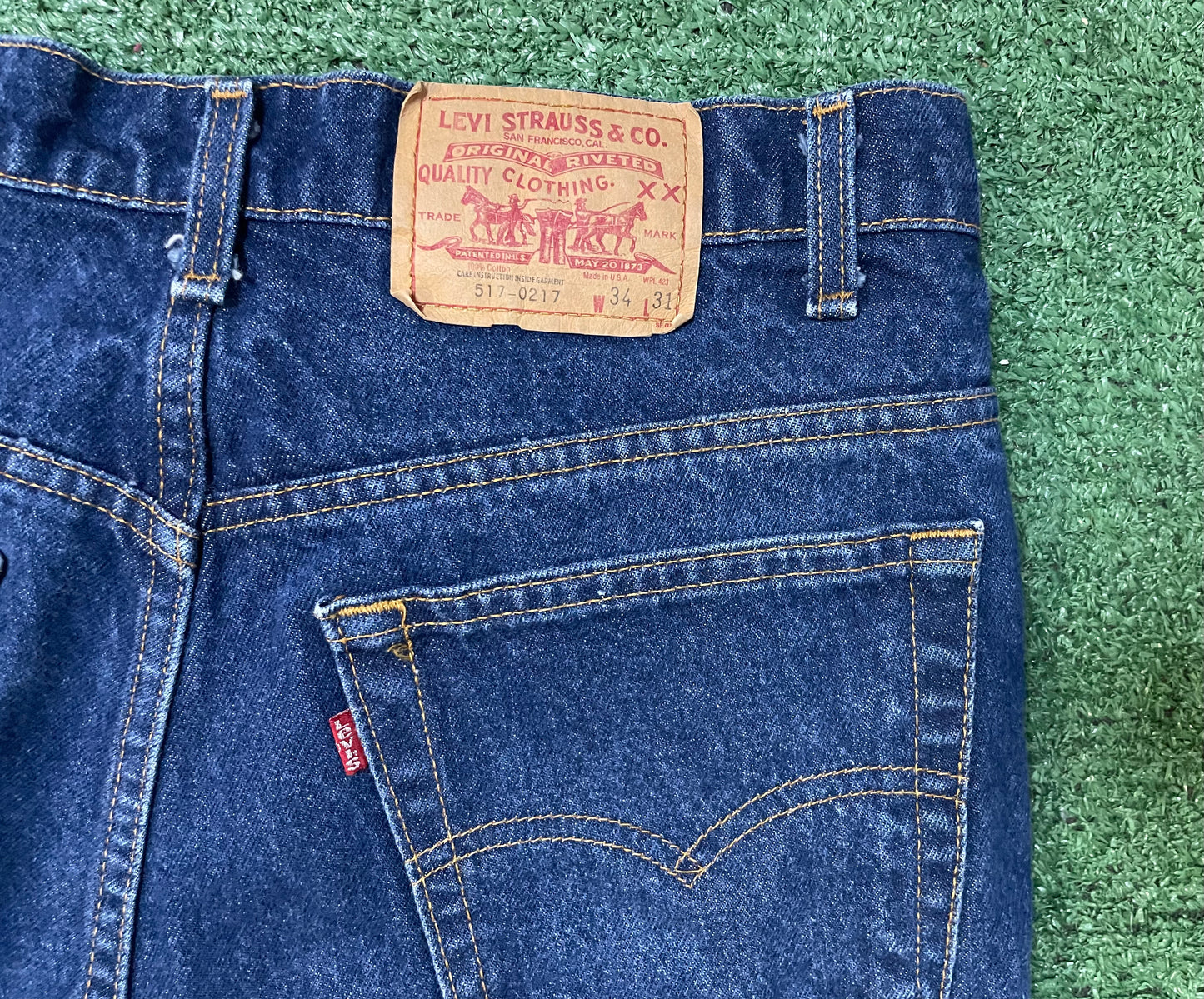 Vintage Levi 517-0217 made in USA jeans