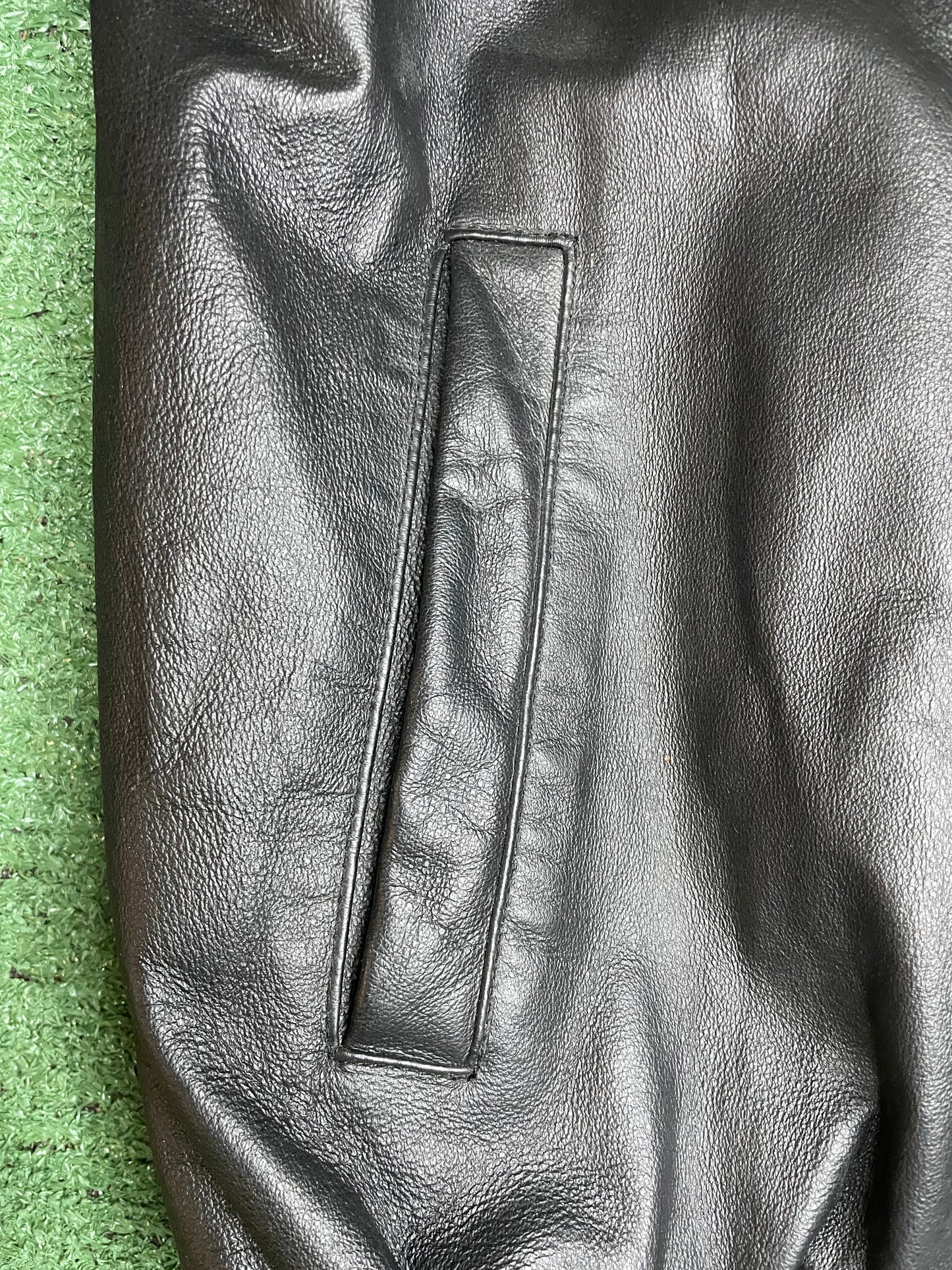 Vintage 1990s USA leather jacket