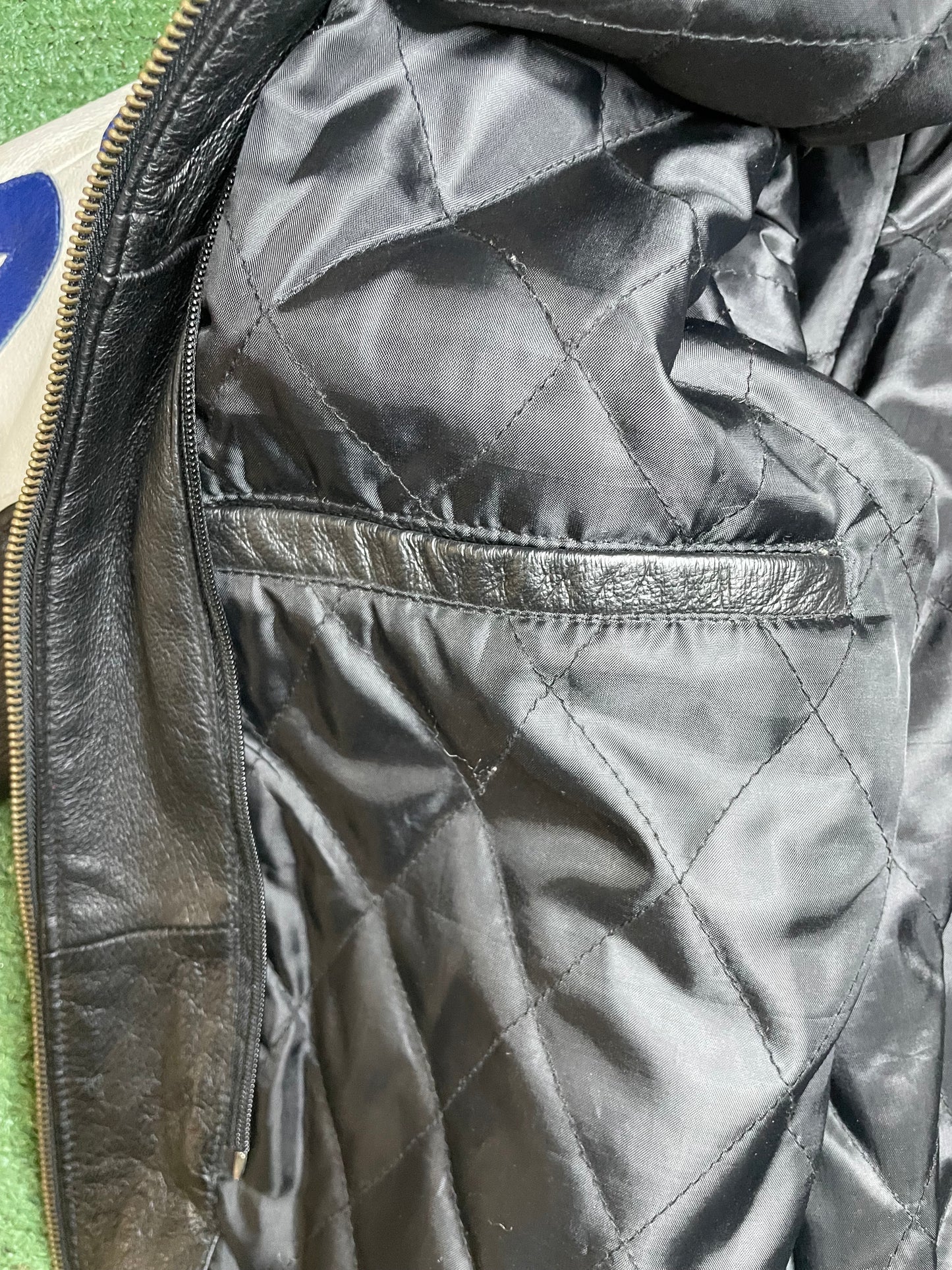 Vintage 1990s USA leather jacket