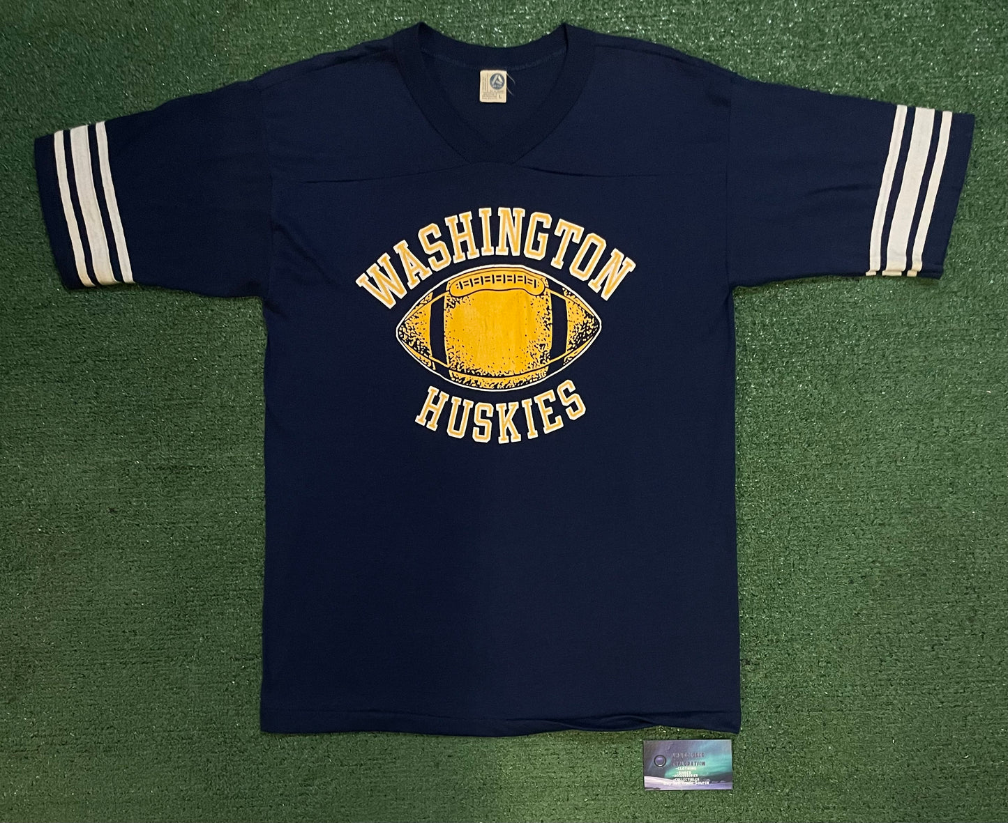 Vintage 1970s UW University of Washington Huskies football tee