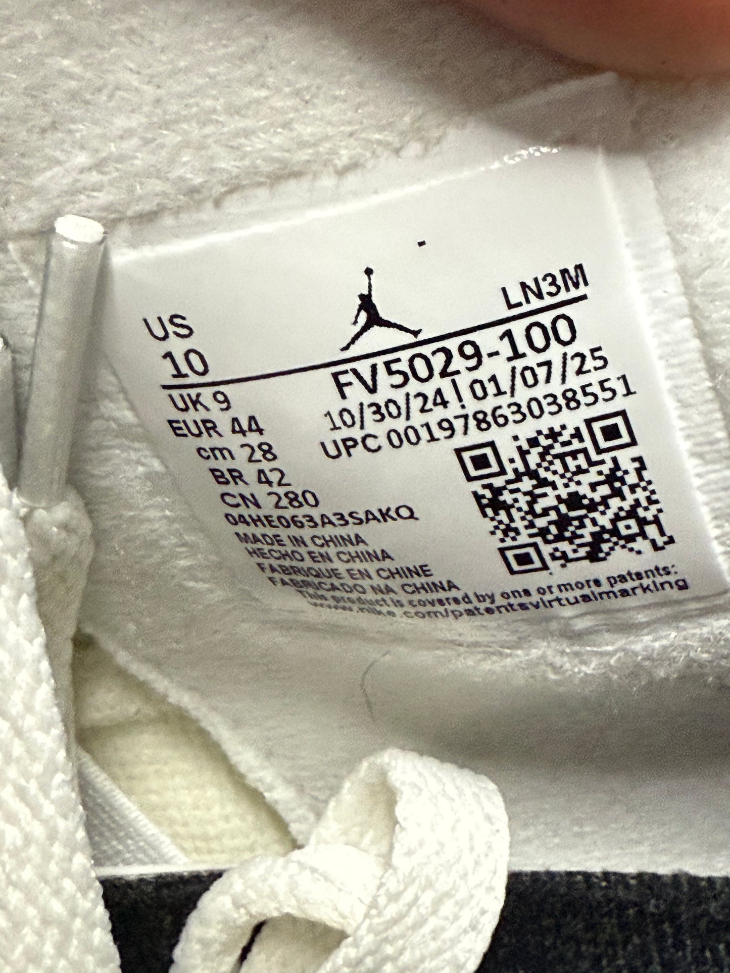 Jordan 4 White Cement 10 Men/11.5 Women “Preowned”