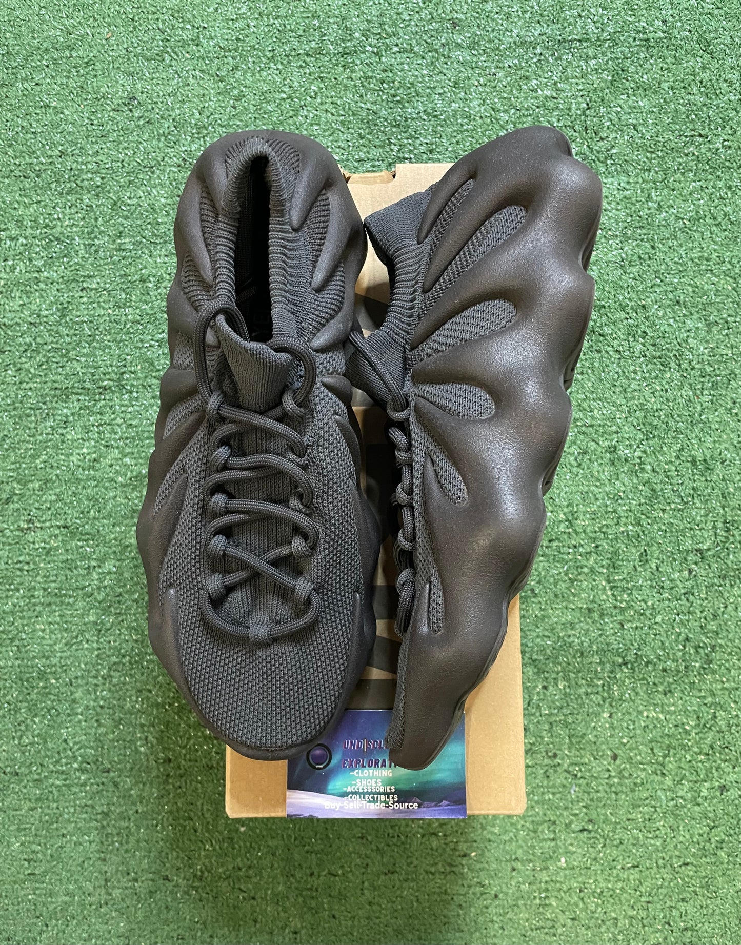Adidas Yeezy 450 Utility black size 9.5men/11women