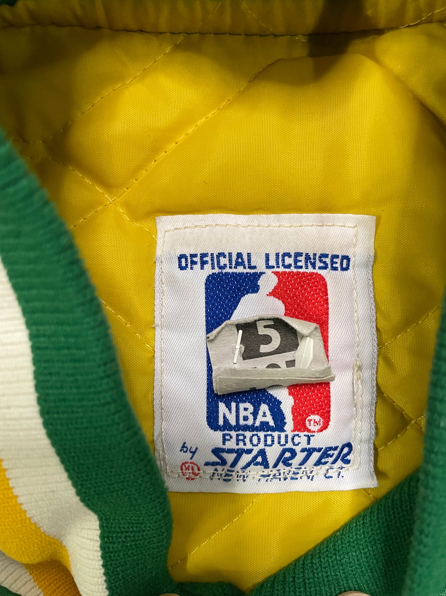 Vintage 1990s Seattle Sonics satin bomber NBA jacket