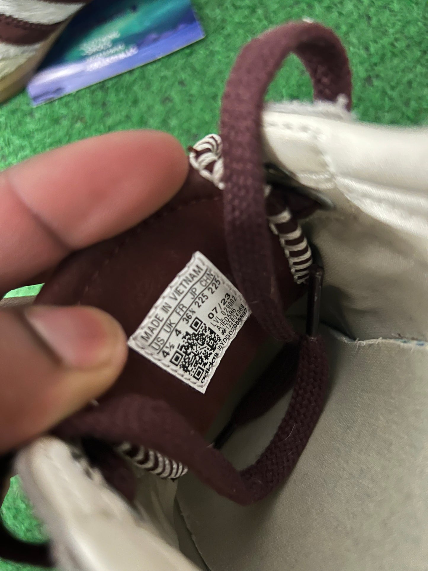 Adidas X wales Bonner pony cream and white size 4men/5.5women