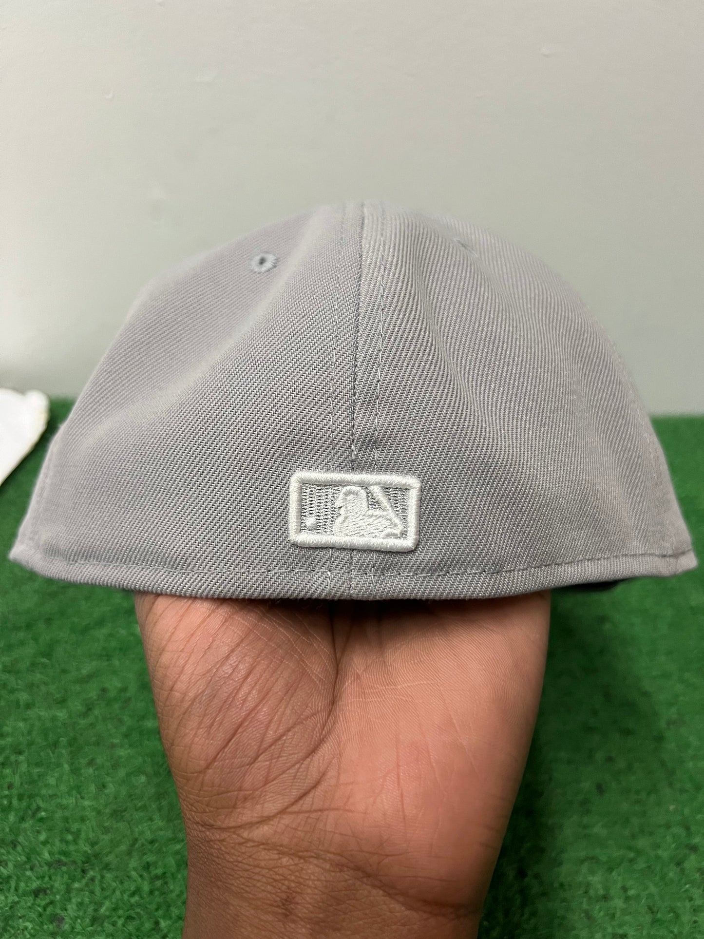 LA Dodgers gray fitted new era hat