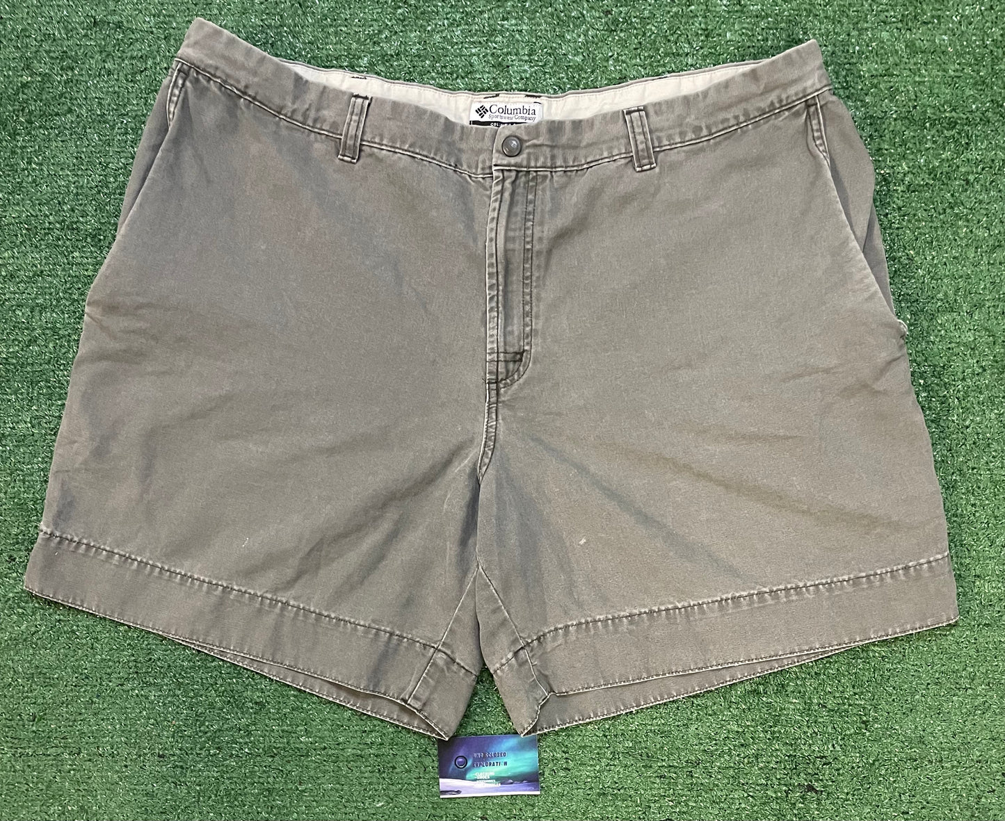 Columbia grey utility shorts