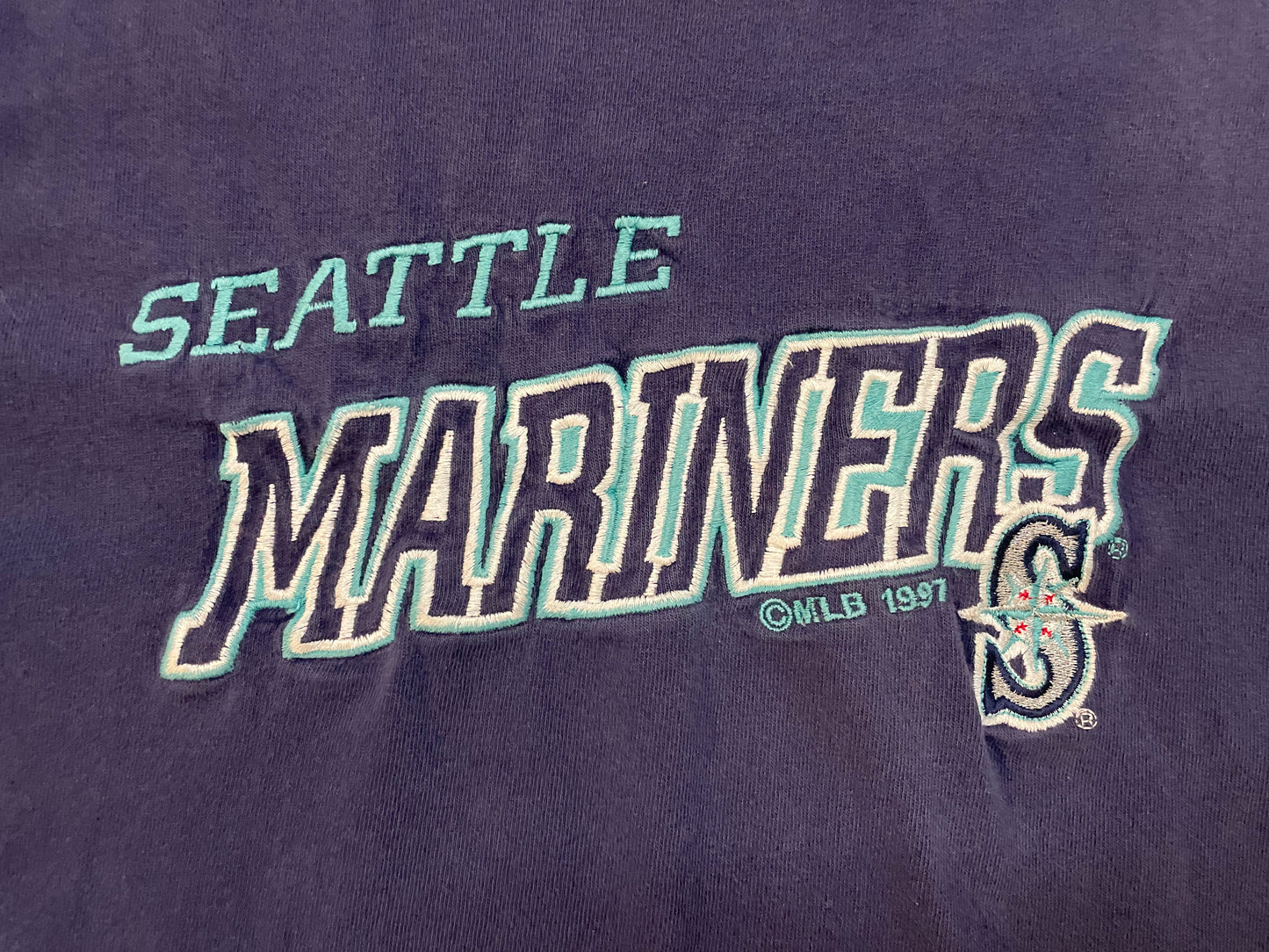 Vintage 1990s Seattle Mariners MLB embroidered tee