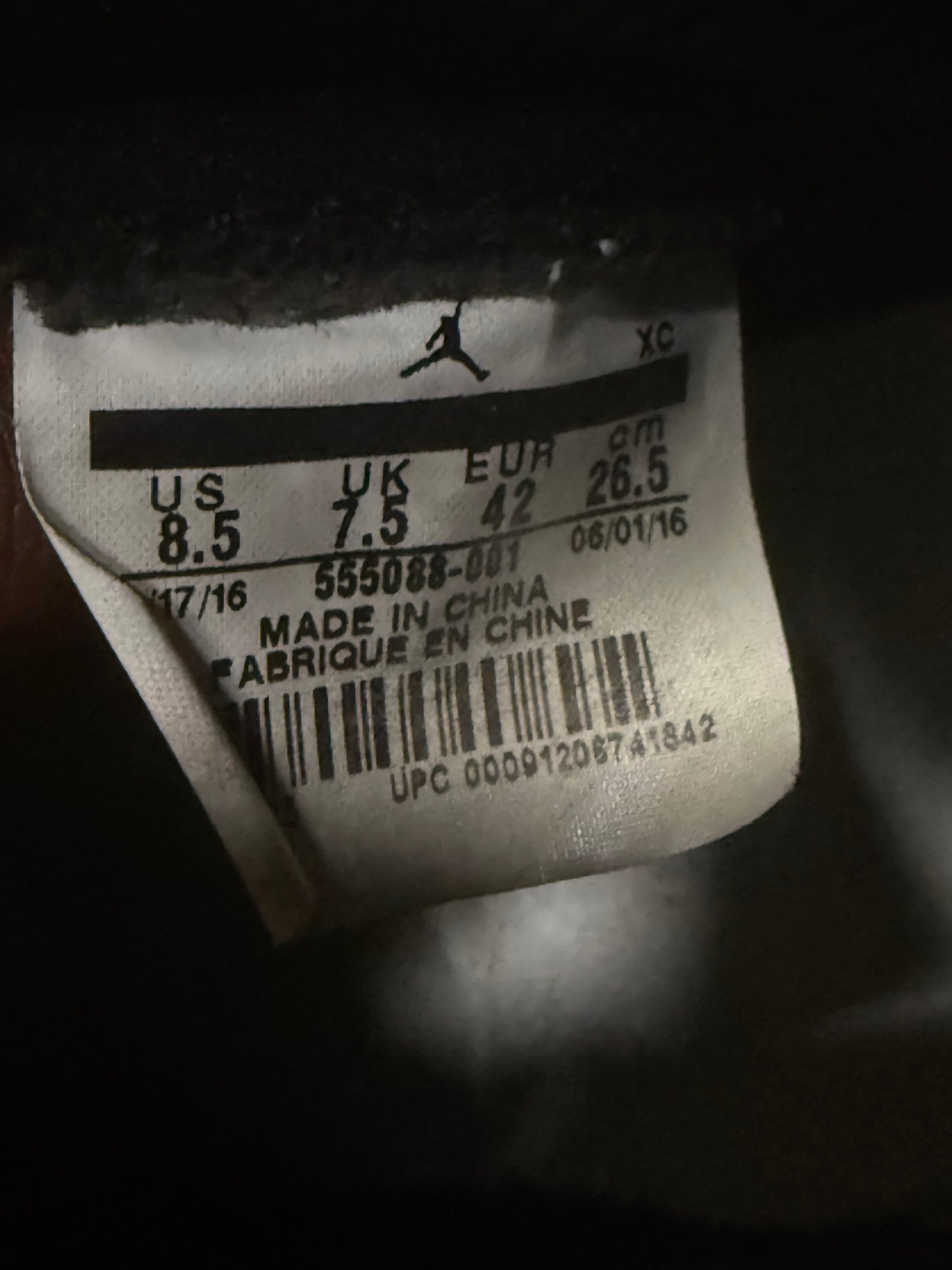 Jordan 1 Bred Banned 2016 8.5 Men/10 Women “Preowned”
