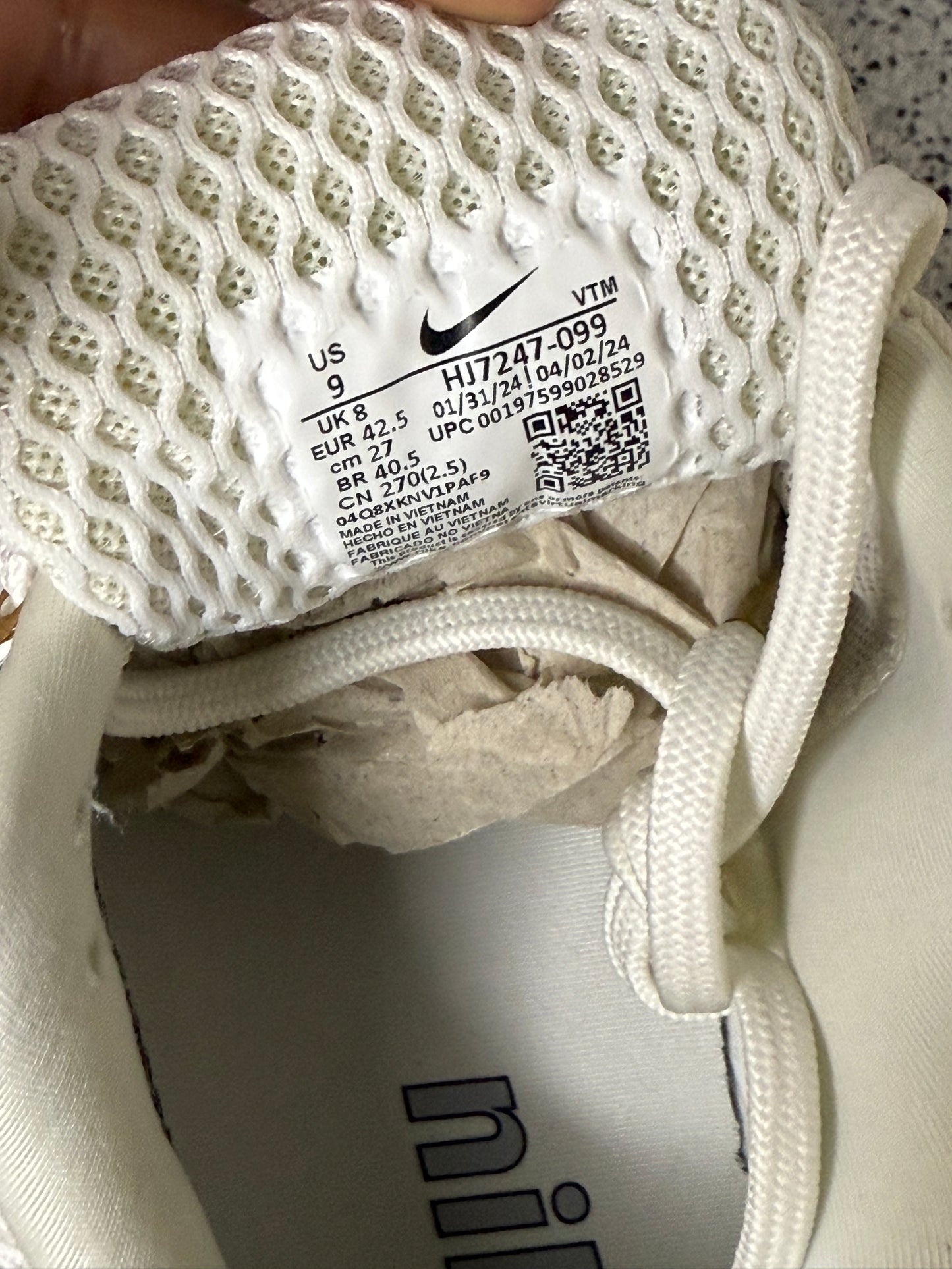 Nike Vomero 5 Platinum Tint