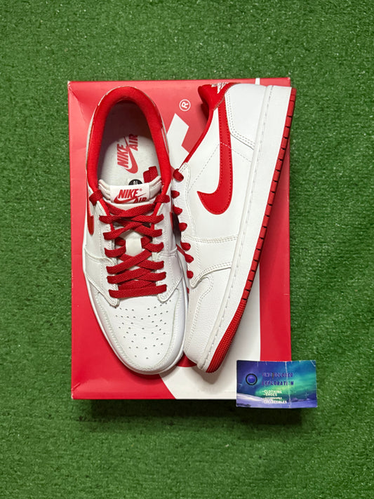 Jordan 1 Low Gym Red 10 Men/11.5 Women “Preowned”