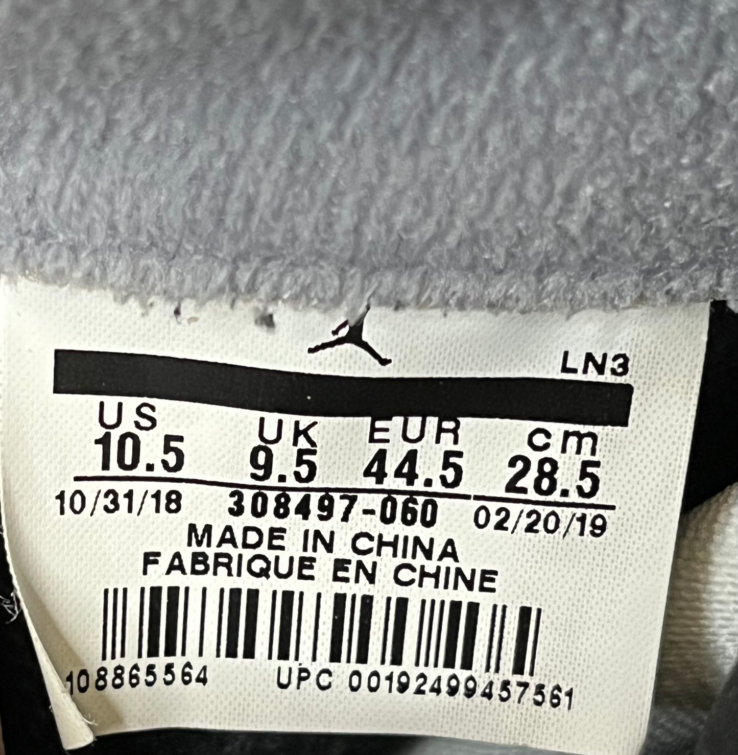 Jordan 4 bred 2019 size 10.5men/12women