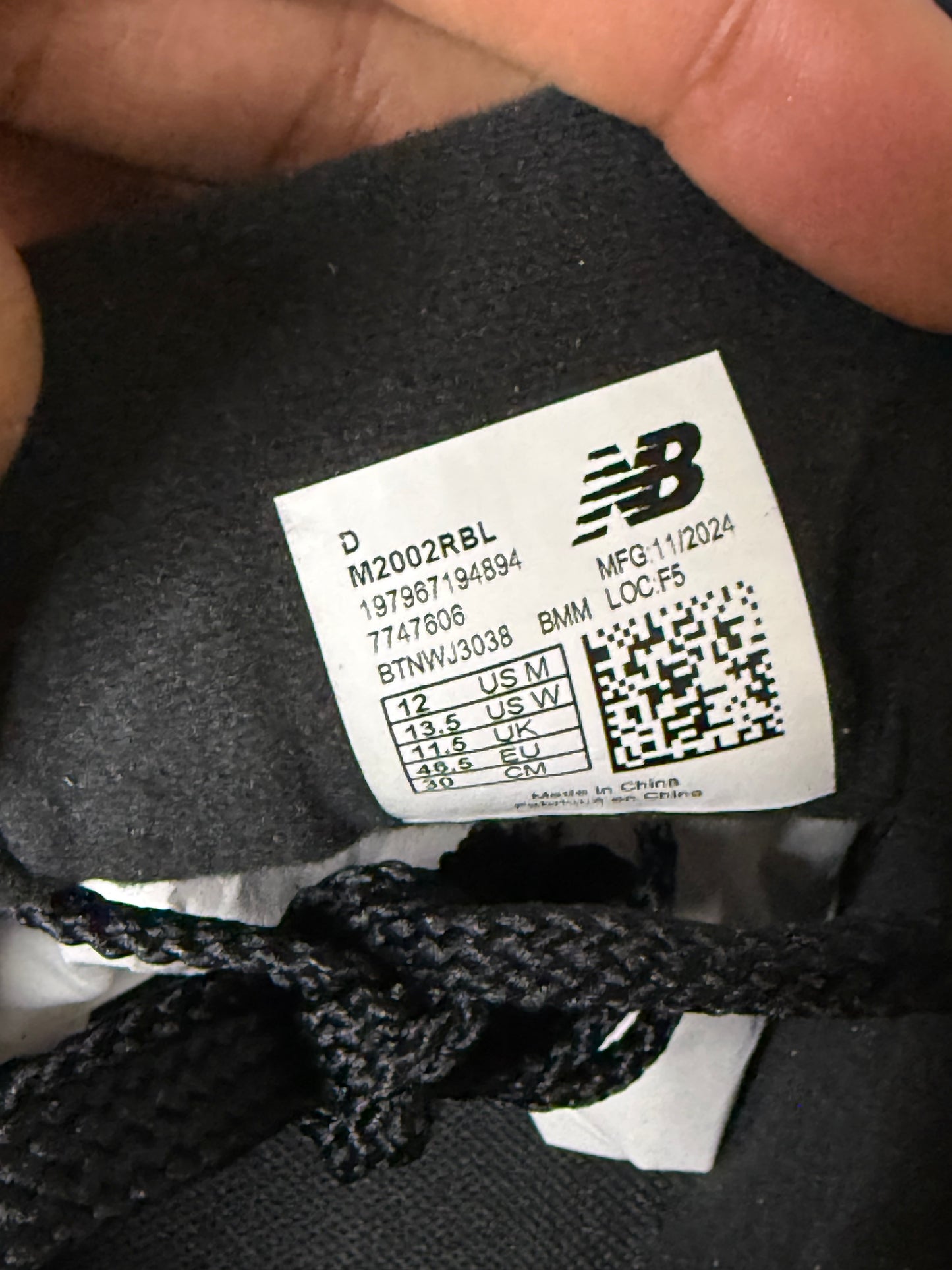 New Balance 2002r Black Grey