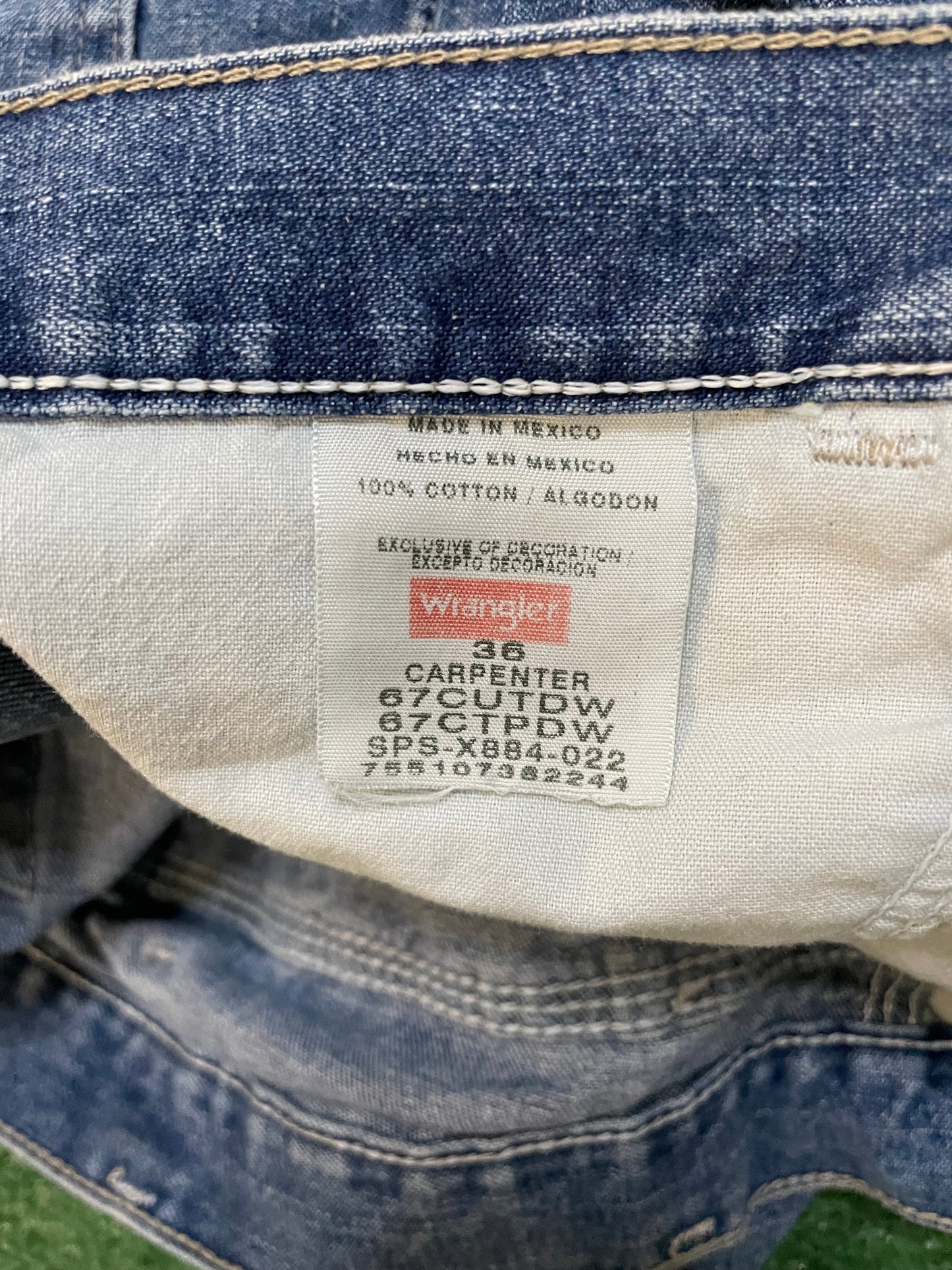 Vintage wrangler light wash Jean shorts