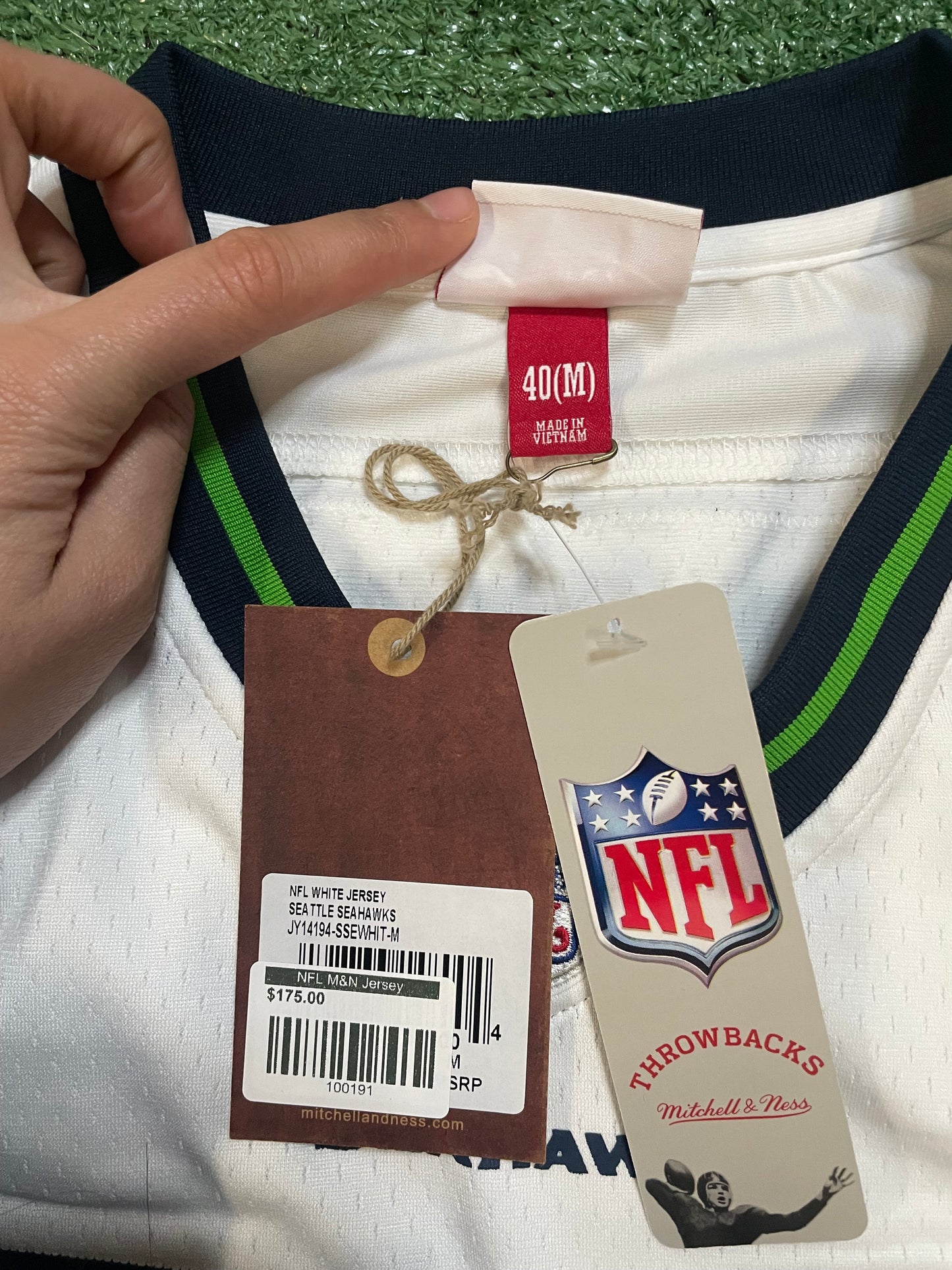 Seattle Seahawks Shaun Alexander #37 Mitchell & Ness football jersey