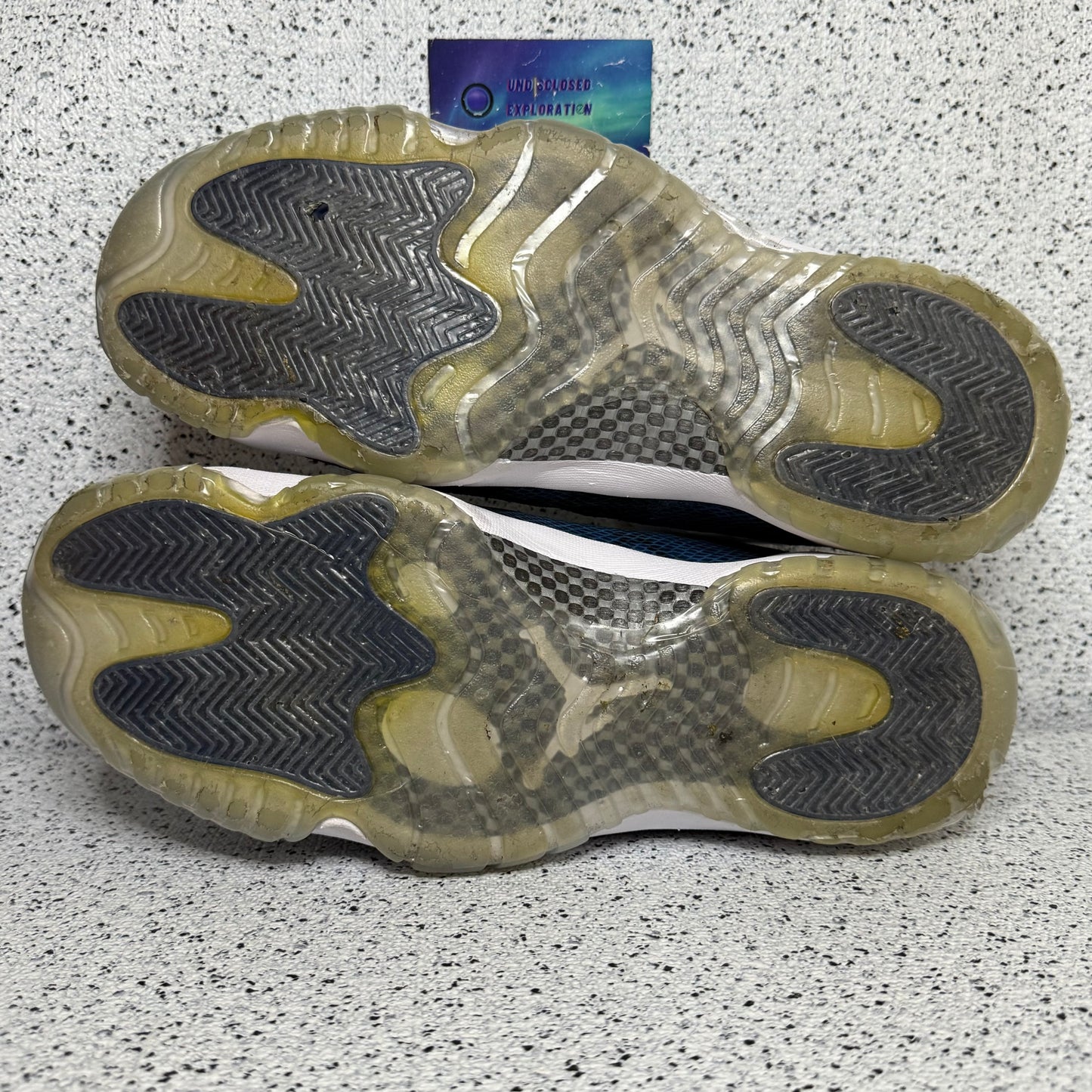 Jordan 11 Low Snakeskin Navy 12 Men/13.5 Women “Preowned”