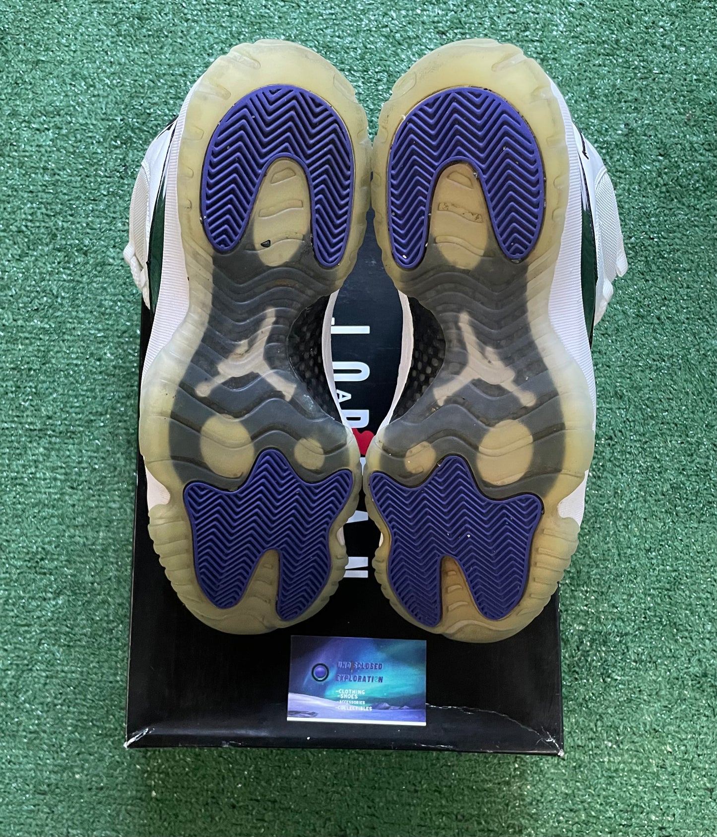 Air Jordan 11 concord size 11men/12.5women