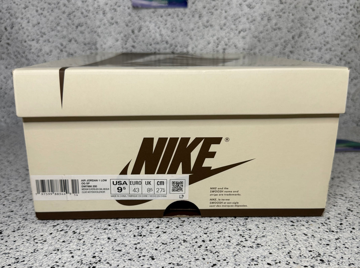 Jordan 1 Low Travis Scott Medium Olive