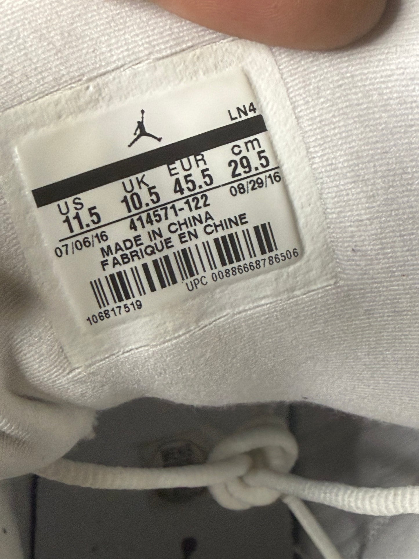 Jordan 13 Chicago 2017 11.5 Men/13 Women “Preowned”