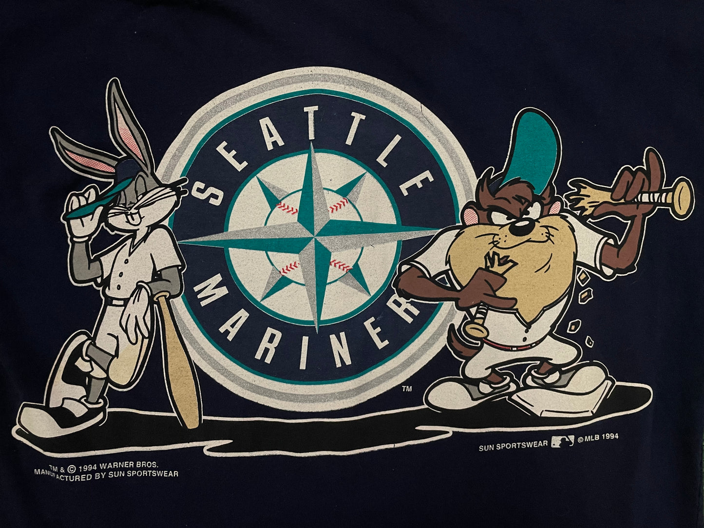 Vintage 1990s Seattle Mariners X Looney tunes jersey