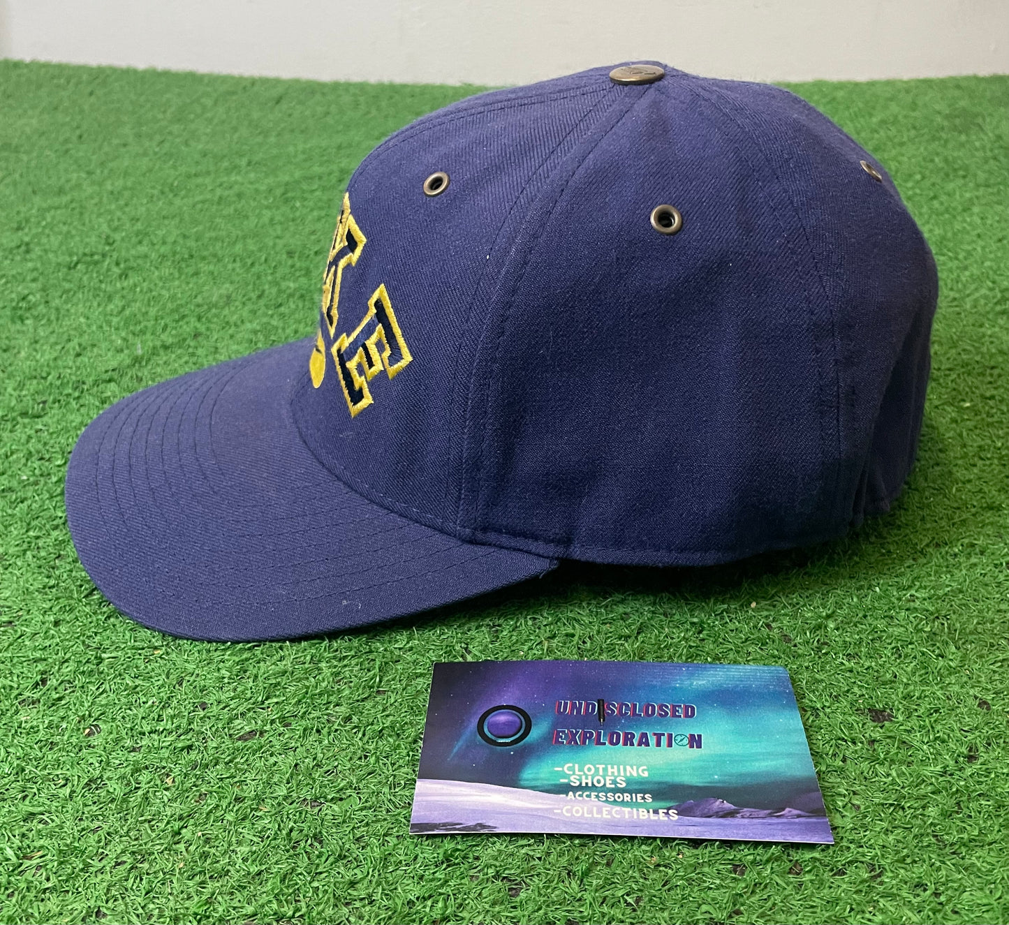 Vintage 1990s Nike spellout blue and yellow hat