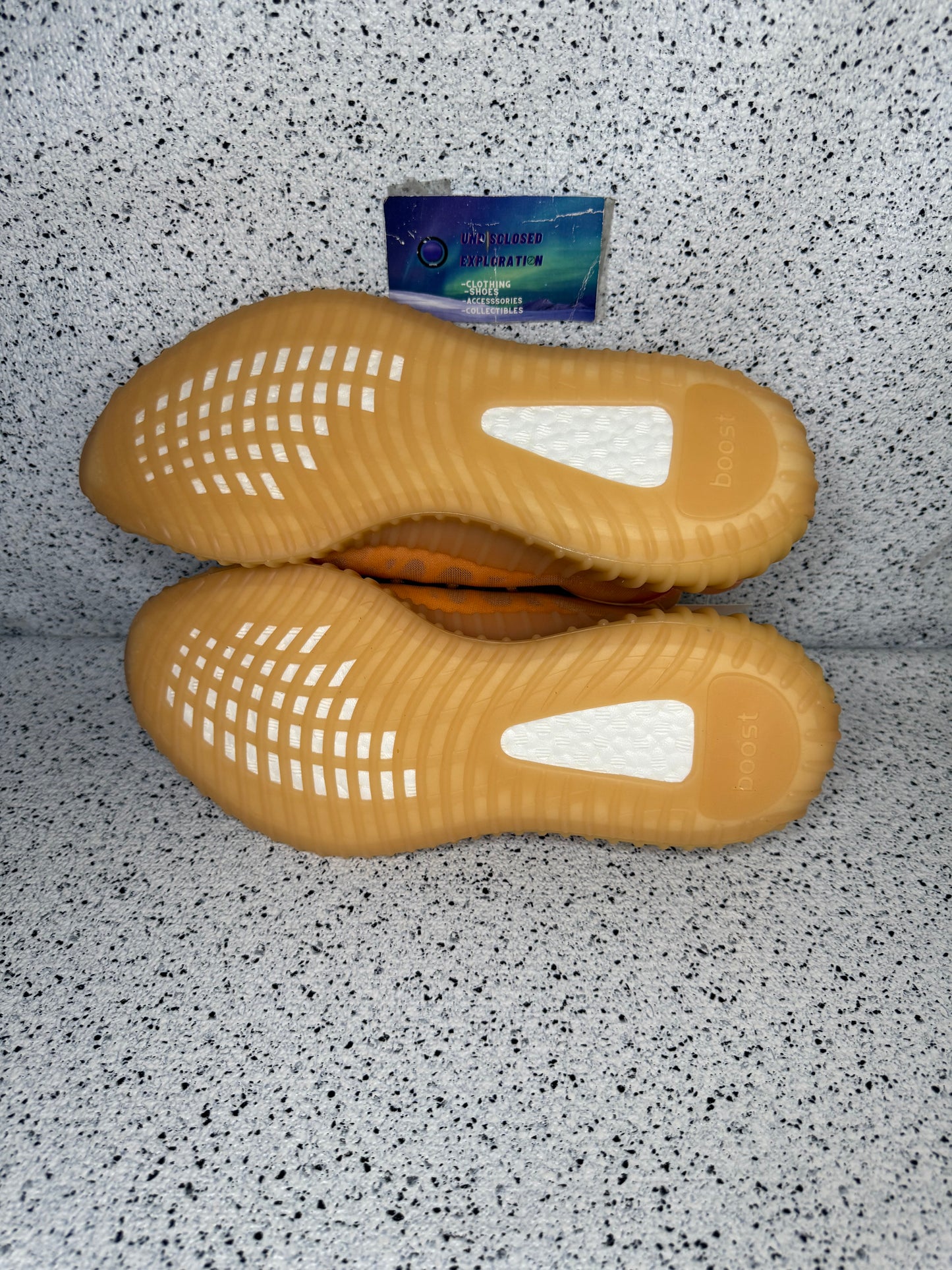 Yeezy 350 Boost Mono Clay