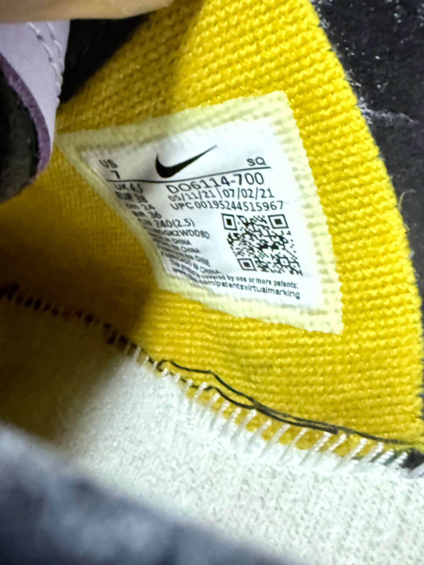 Nike Air Force 1 Dark Sulfur 5.5 Youth/7 Women “Preowned”