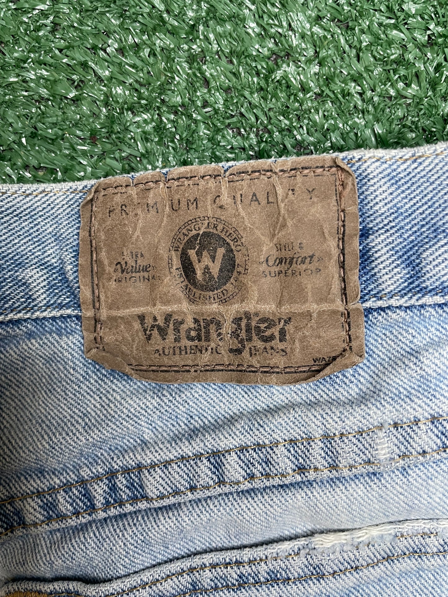 Vintage wrangler Jean shorts