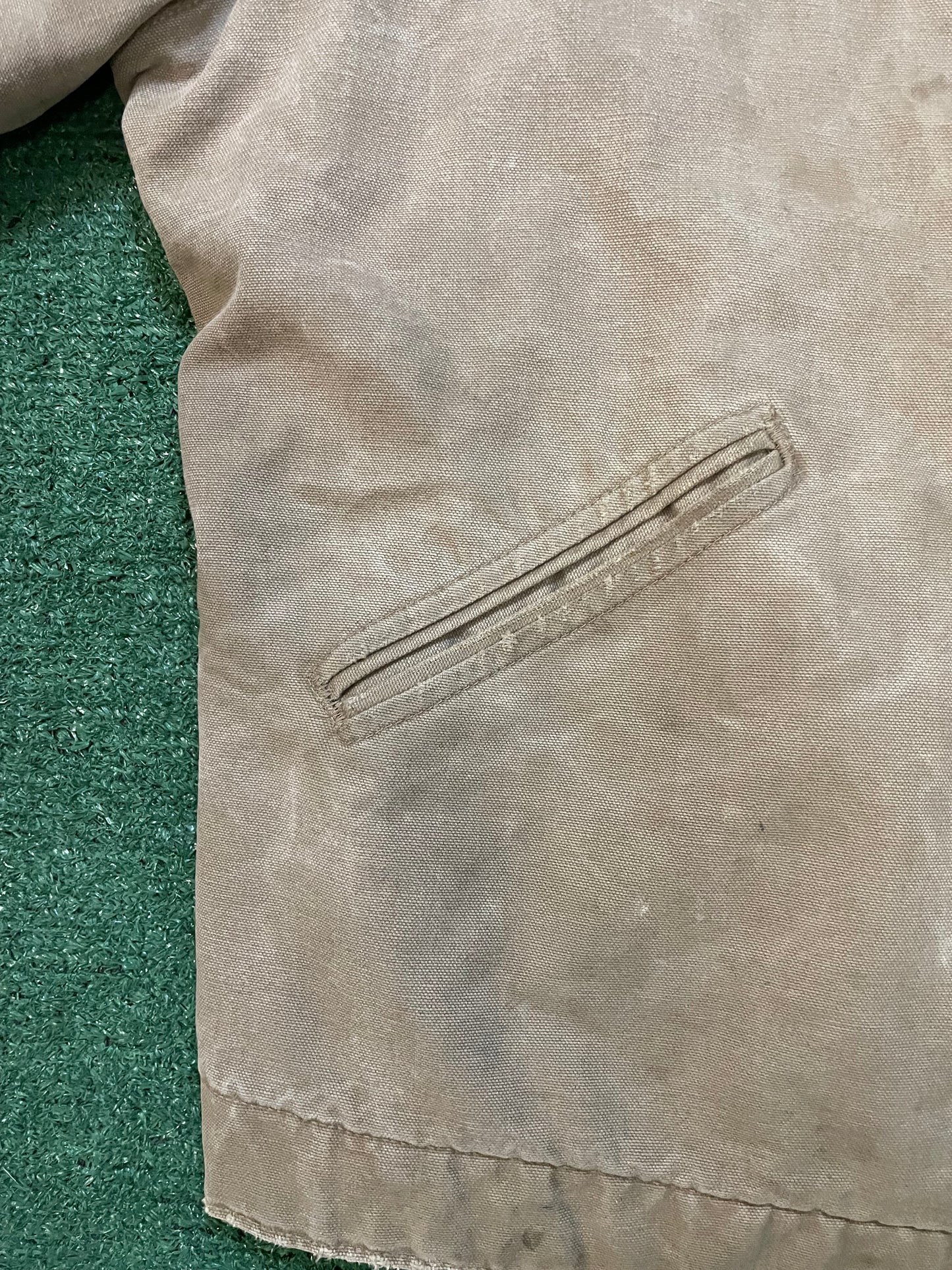 Vintage beige Carhartt Detroit jacket